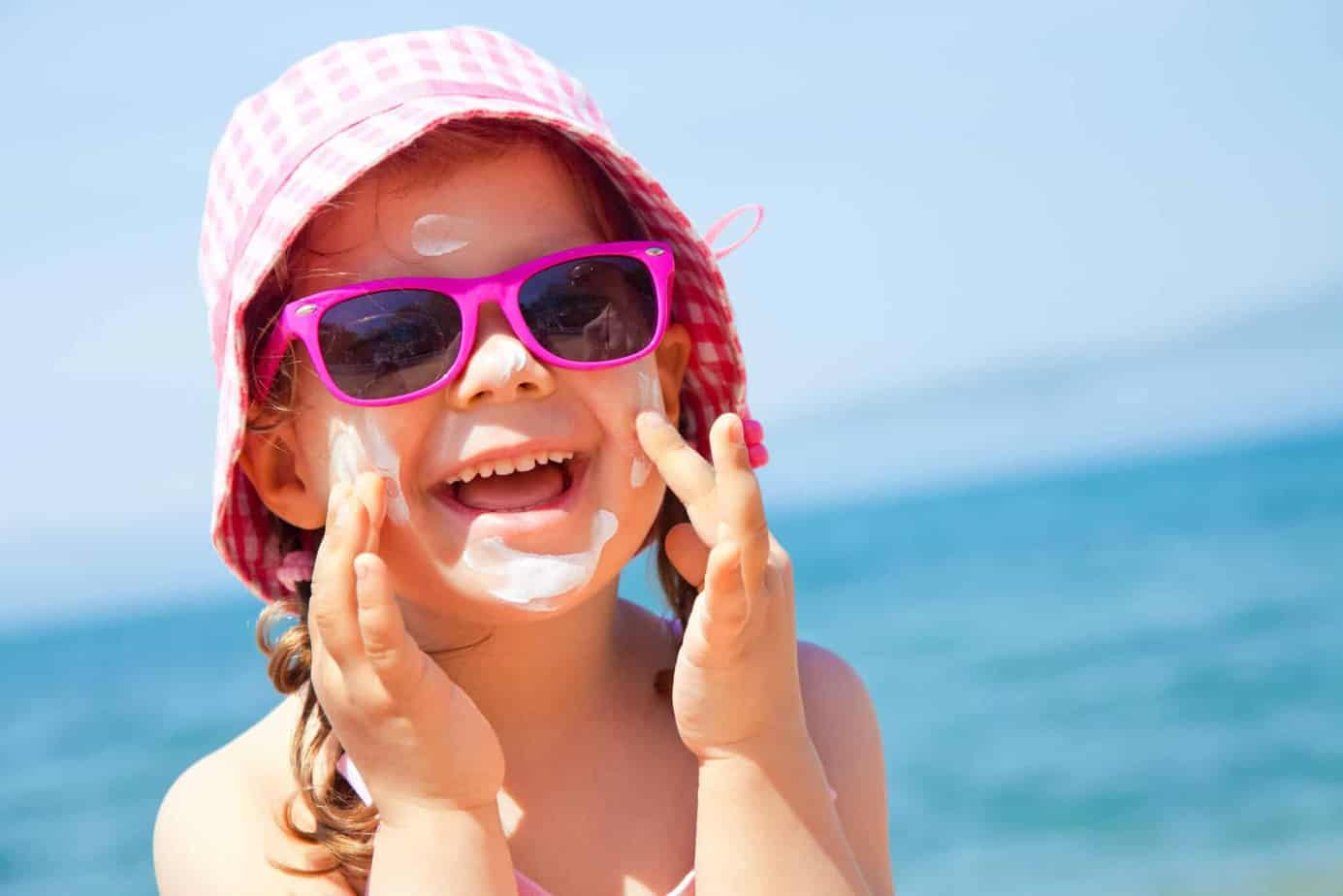 What To Look For When Choosing A Safe Sunscreen For Your Kids