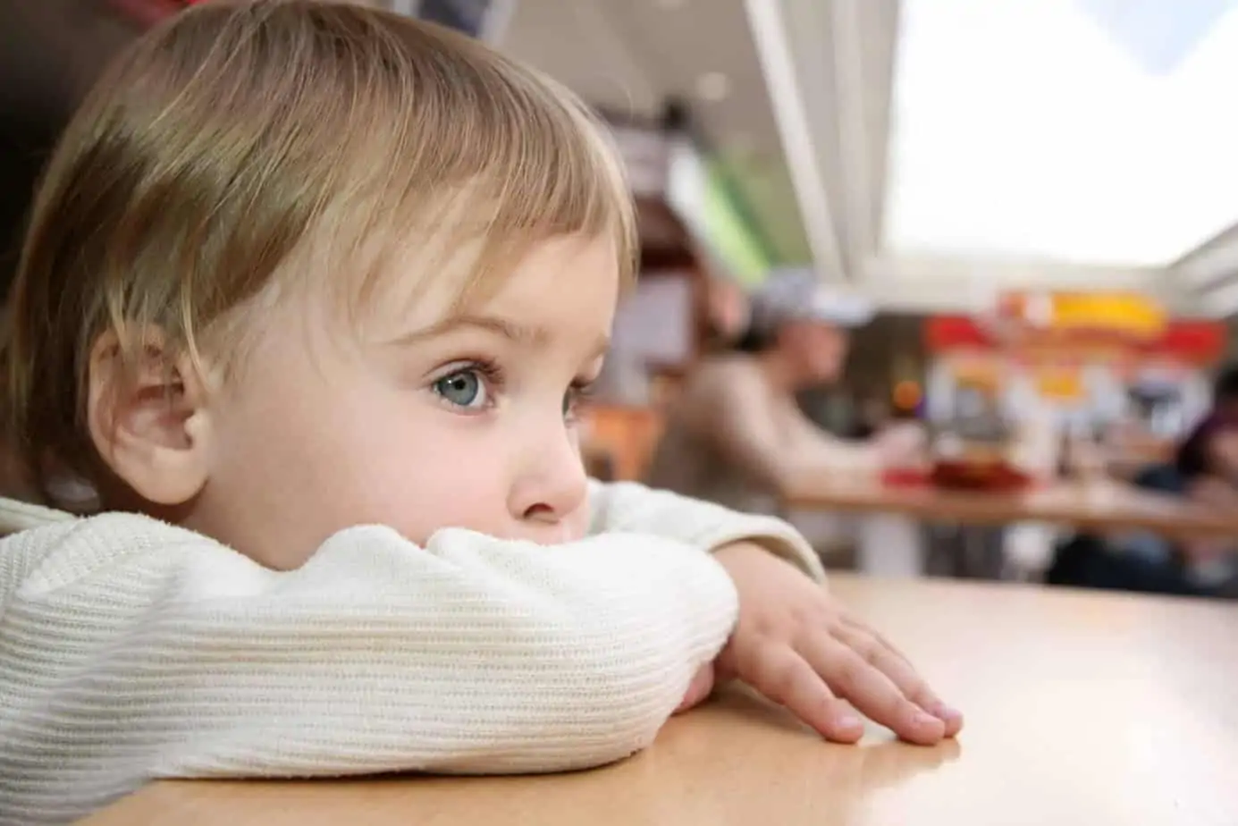 18 Waiting Games to Pass Time with Kids