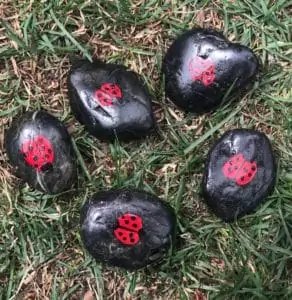 Tree Stump Tic Tac Toe is a fun backyard game the entire family will enjoy