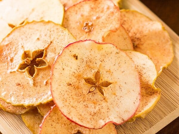 basked apple chips 15 Healthy Summer Snacks kids 