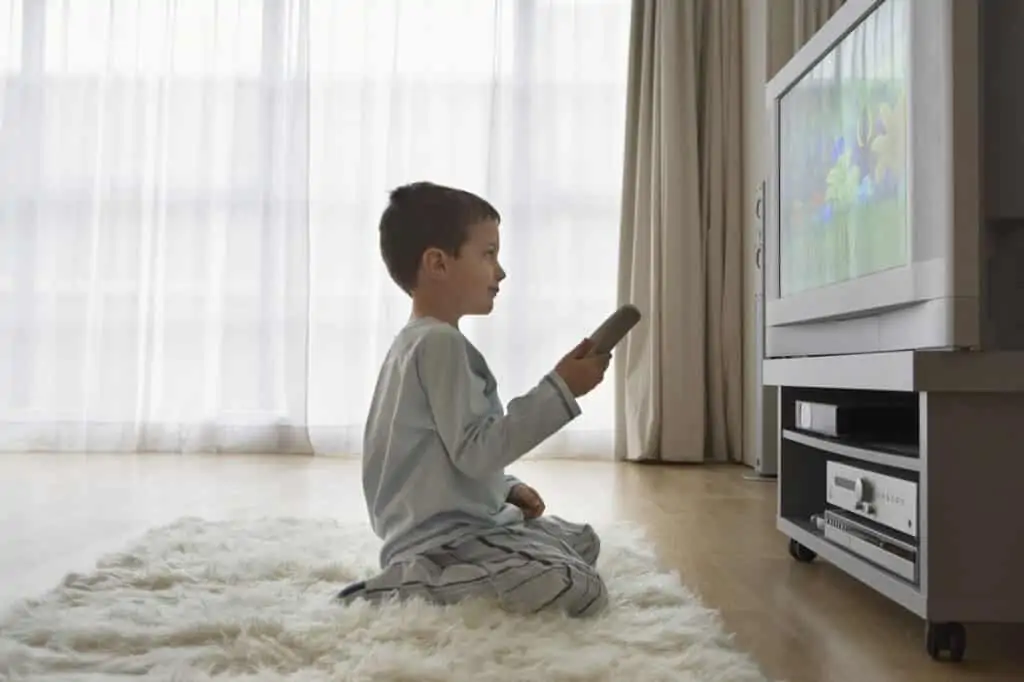 The benefits to liming screen time with kids but how to do this without tears, tantrums or a fit when it's time to hit the off button. Why limited screen time is so important and how to set limits you can enforce.