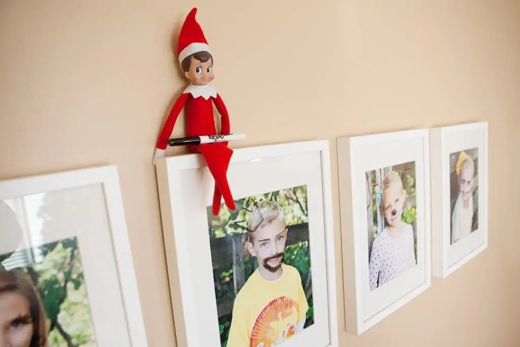Easy elf on the shelf idea