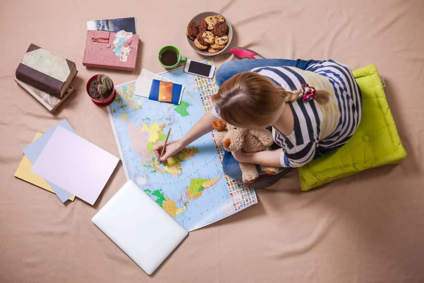 Are you considering homeschooling your kids this year or possibly in the future? This is a real-life list of pros and cons of homeschooling to help you make an informed and confident school choice decision.